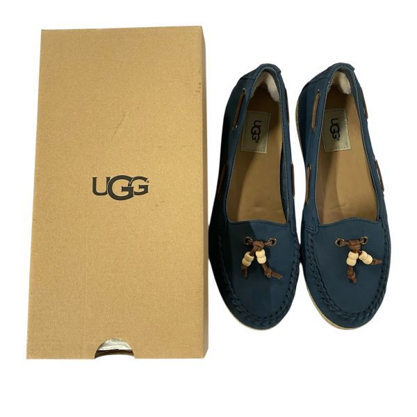 美品 アグ UGG フラットシューズ モカシン ローファー スゼット