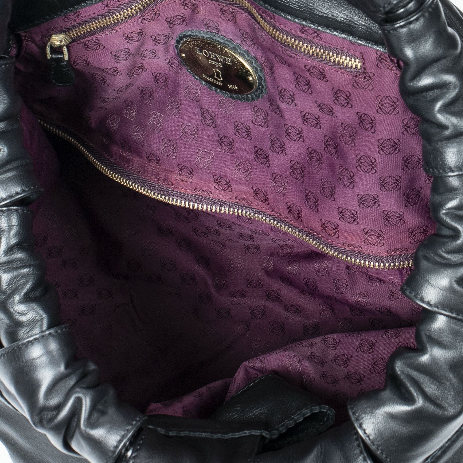 ロエベ中 エアホーボ黒カーフスキンレザーA