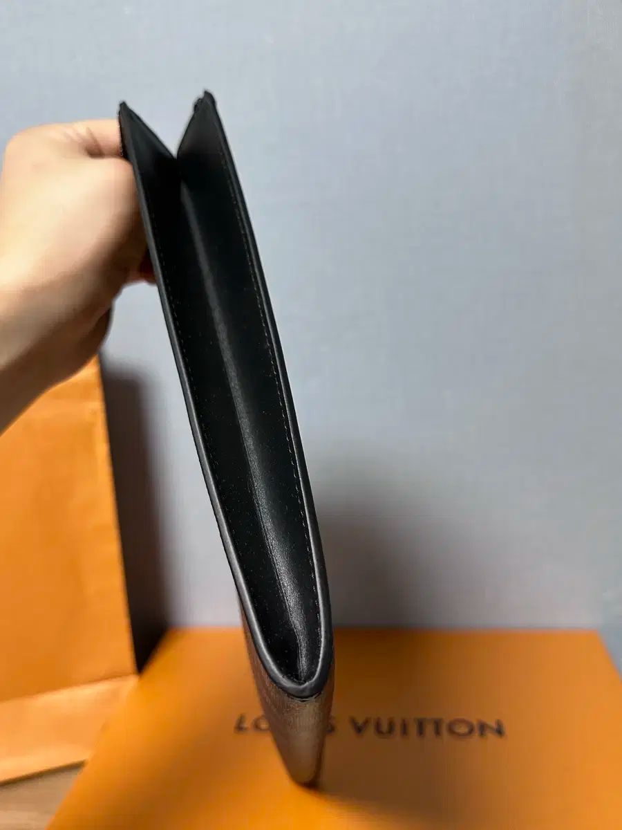 ルイ・ヴィトン ポシェット ジュール GM NM ダミエグラフィット ブルー