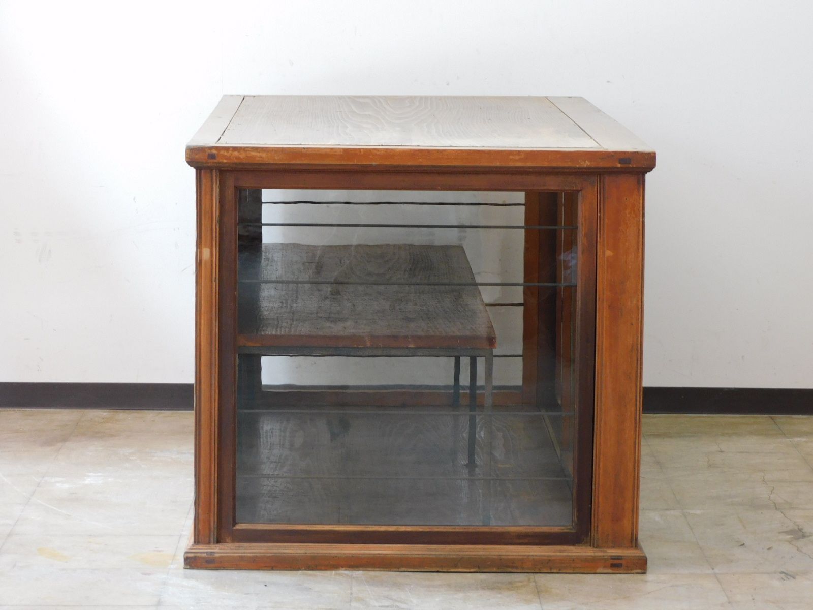 ふるい木味 とてもおおきなショーケース HK-a-05191 / カウンター