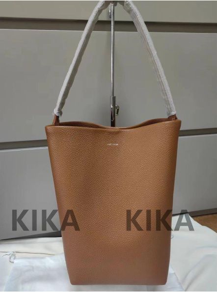 新品 、The Row N/S Park Tote パークトート  レディース  バッグ ハンドバッグ