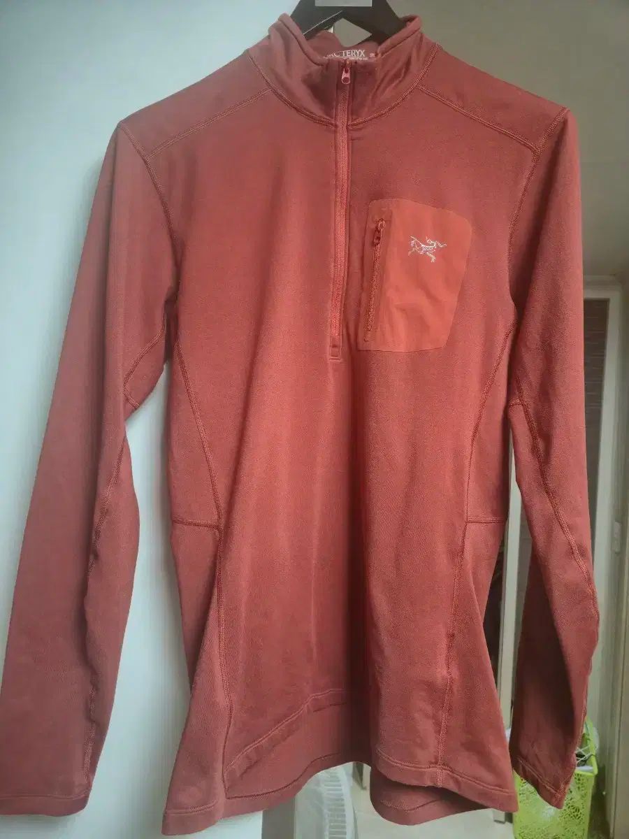 ARC TERYX アークテリクス ジップネック Tシャツ 正規品 M 100前後