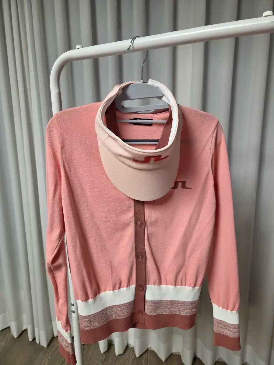 美品♡J. LINDEBERG セットアップ 上Mサイズ/下Sサイズ J.LINDEBERG