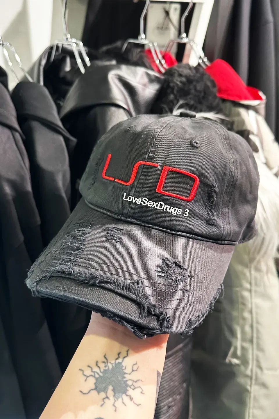 Logo Cap