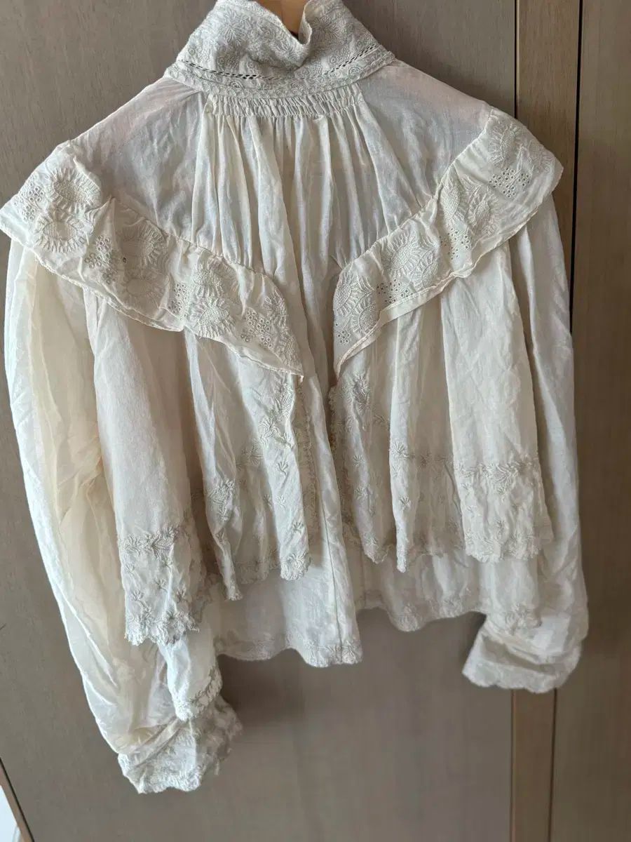 イザベルマラン レース　フリル　シャツブラウス　ISABEL MARANT イザベルマラン ISABEL MARANT 2021年製 シャツ ブラウス 長袖