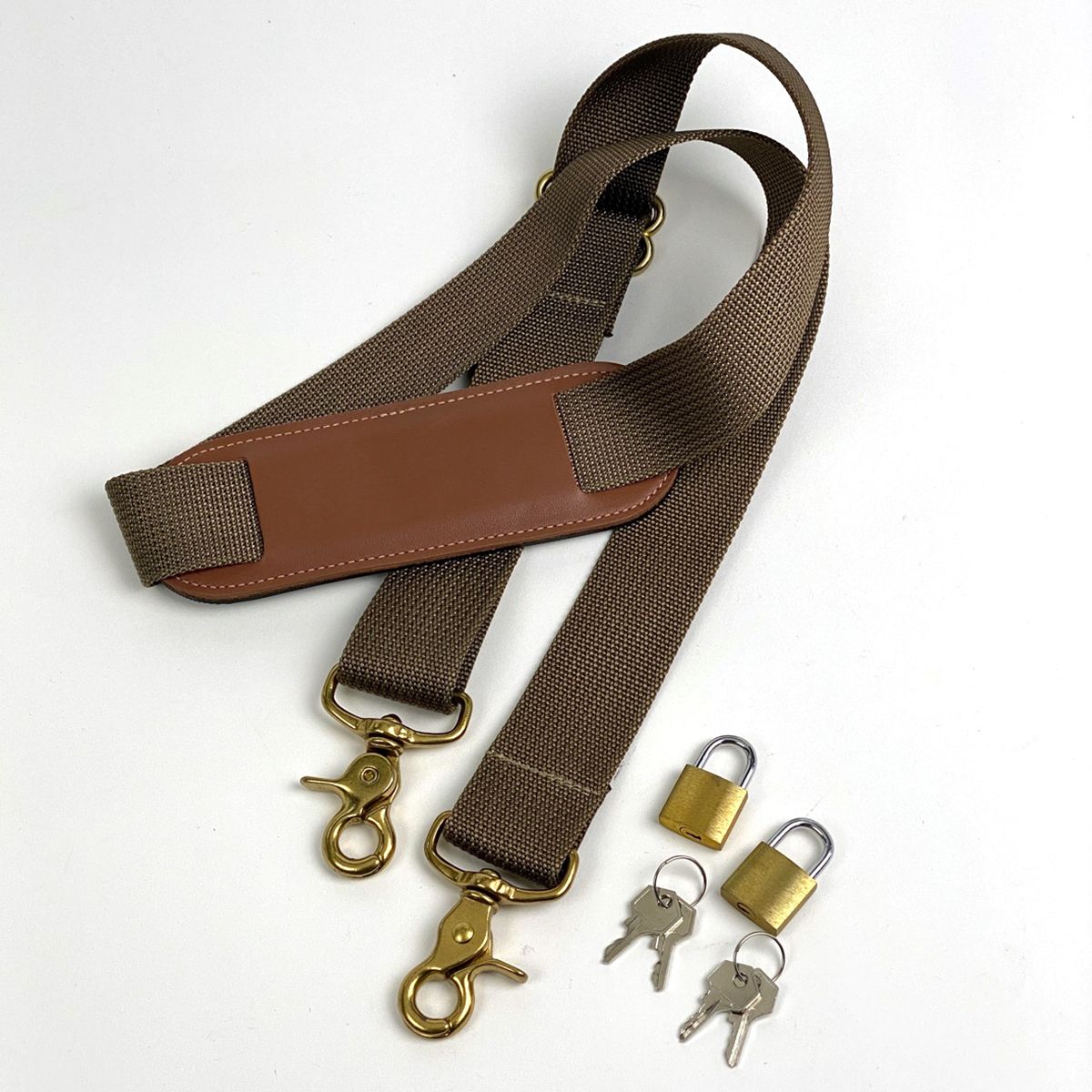 ショルダーバッグ