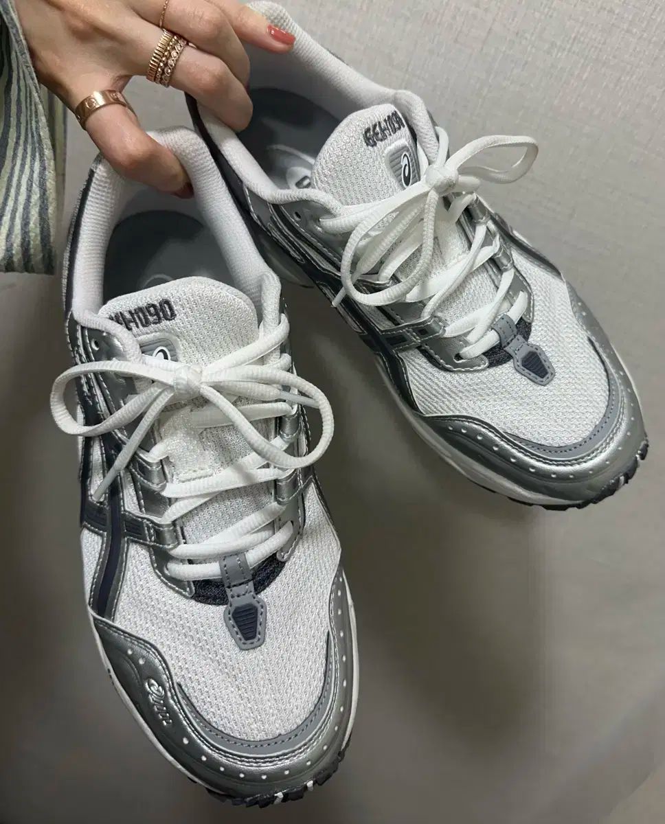 Asics アシックス ゲル 1090 ホワイトシルバー