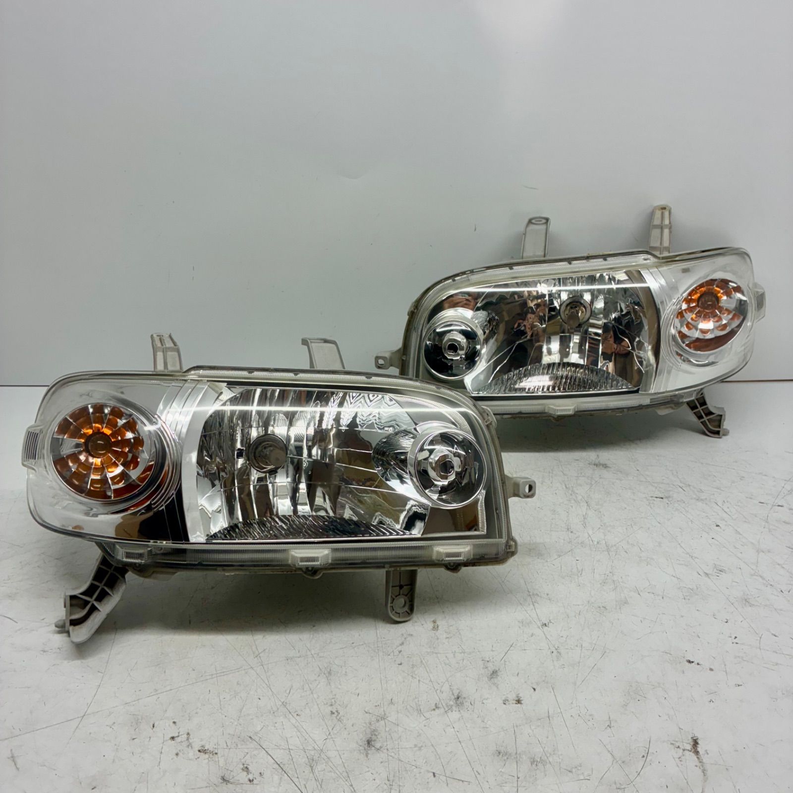 コーティング L350S L360S タント カジュアル ヘッドライト レンズ ランプ 左右セット LR ハロゲン レベ付 koito 100-51752 P71467