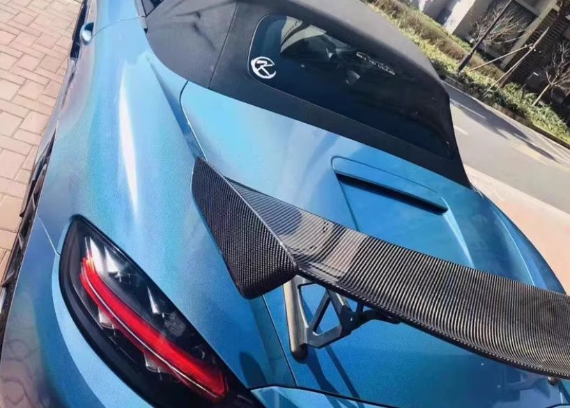 ポルシェ 718 981 Cayman 改装用 新型カーボンファイバースタイルリアスポイラー ポルシェ スタビライザー