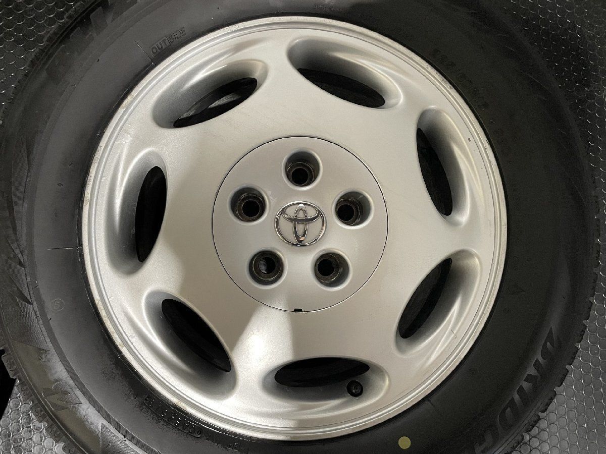 【BS BLIZZAK VRX 225/60R16】スタッドレス【トヨタ セルシオ 純正ホイール 16インチ 7J5HPCD114.3+45】バリ溝　(MTL458)