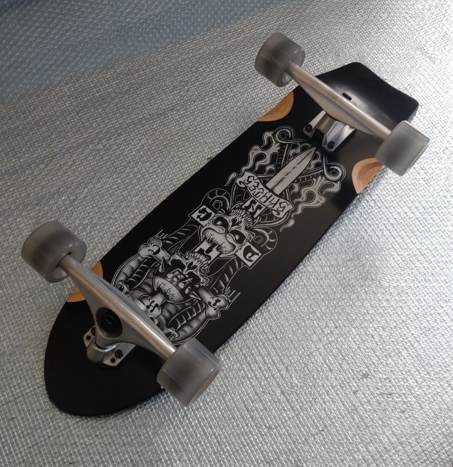 27 希少＜税送料3680円込＞【DOGTOWN】27.3　ミニクル　P貼送付！ 27 希少＜送料込＞【DOGTOWN】27.3 ミニクル-ザ- PAT貼送付