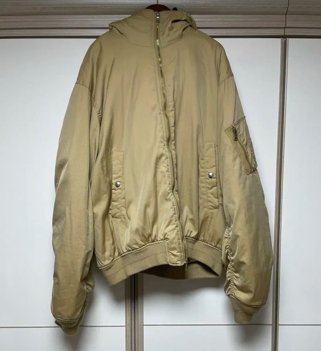【雷市場（ポンジャン）商品韓国直送】 出品 ラスタット THE LAST STATS フード ma1 ベージュ 1 size