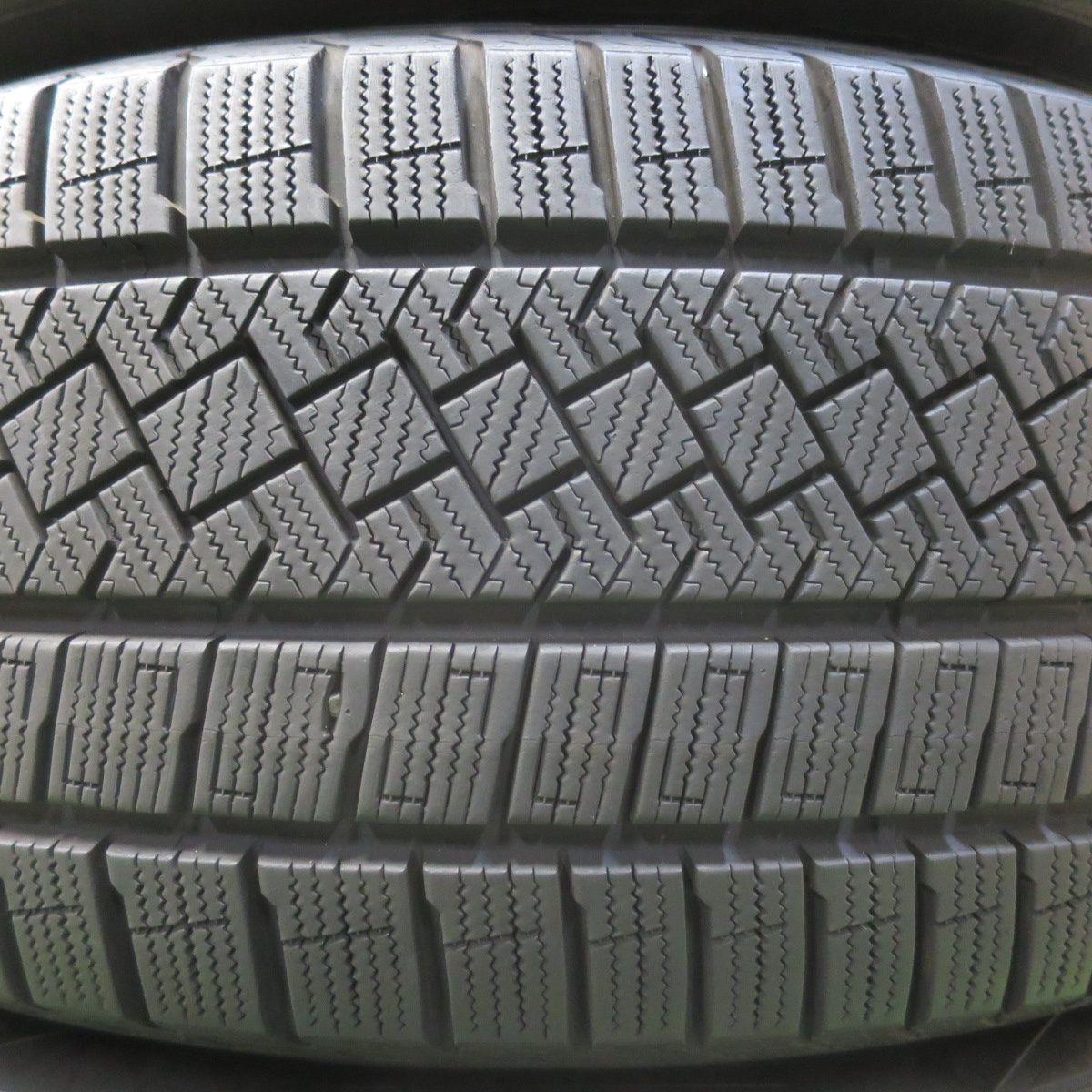 アシンメトリコ