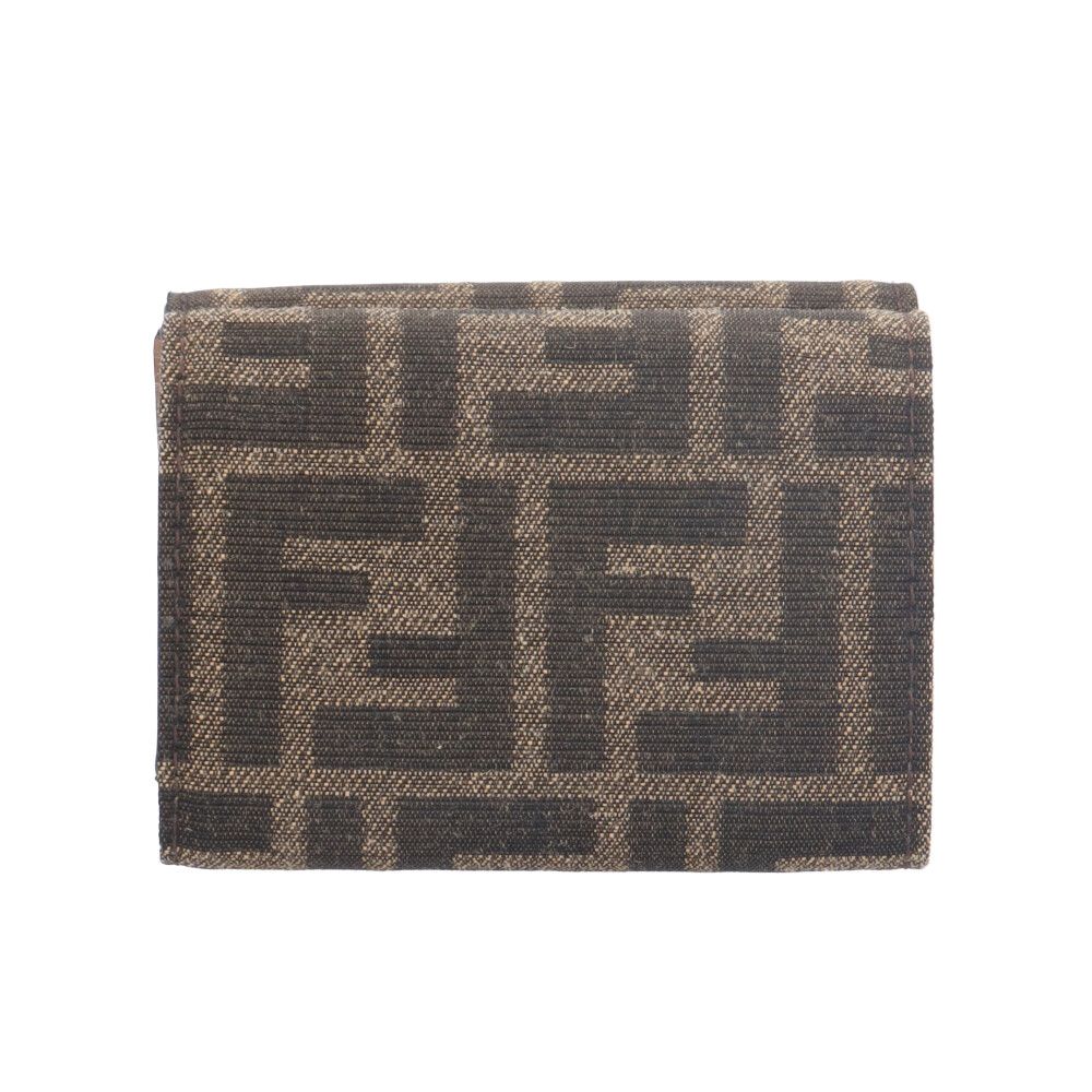 FENDI フェンディ