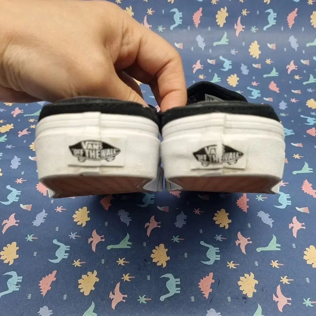 VANS(バンズ) クラシック 女性用スリッポン 230