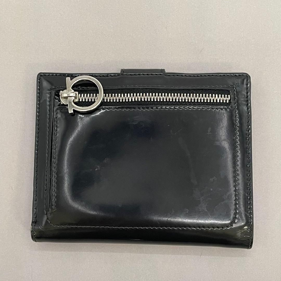 美品 フェラガモ 二つ折り財布 サフィアーノレザー ガンチーニ 黒