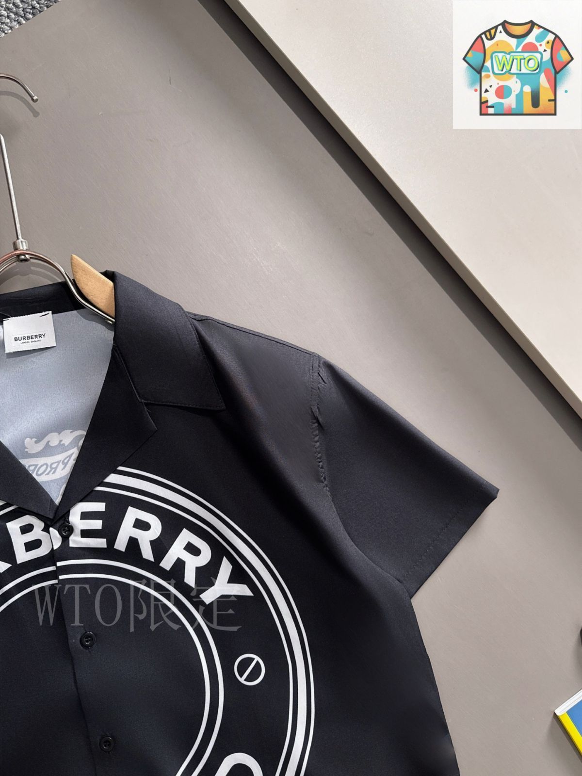 ✨週末限定お値下げ✨ Burberrys レディース 腕時計 これからの季節にぴったりな クロップド丈のジャケットを合わせ