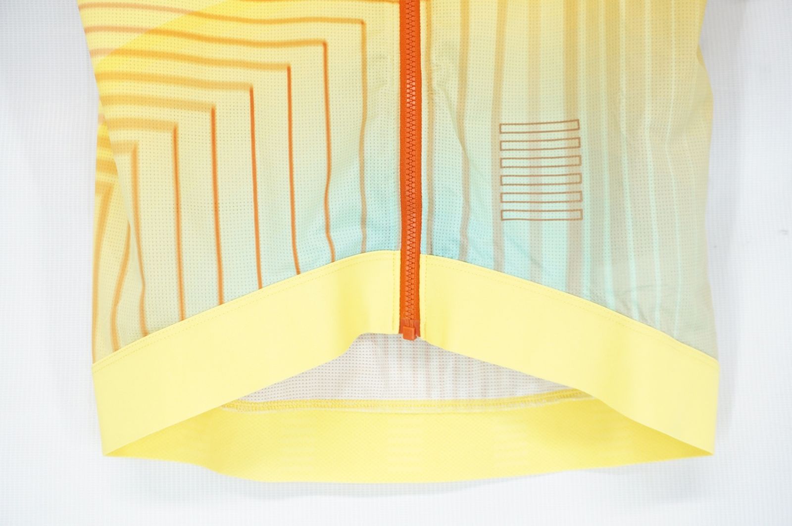 RAPHA ラファ TUNNEL VISION PT TRAINING Sサイズ ジャージ | バイチャリ阪急塚口店 DECORATOM_COM_BR