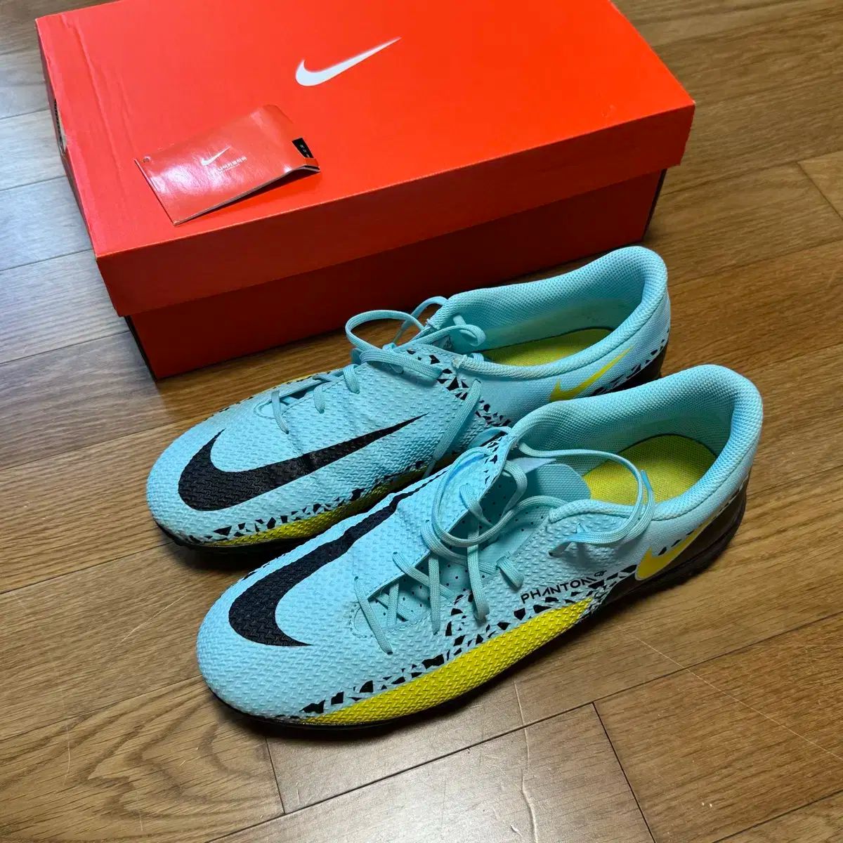 285 NIKE ナイキ サッカーシューズ FANTOM GT2 クラブ TF