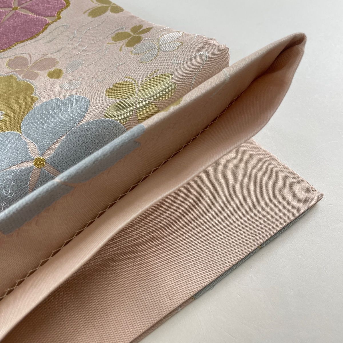 美品 さが美 雪輪に桜 白 パステル 淡色 儚げ 六通 正絹 フォーマルな袋帯 袋帯 秀品 雪輪 桜 金糸 箔 薄ピンク 六通 正絹 【中古】 - メルカリ