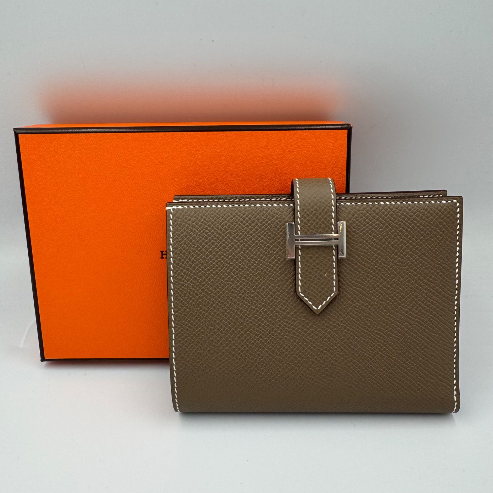 HERMES ベアンコンパクト エトゥープ シルバー金具 エプソン B刻印