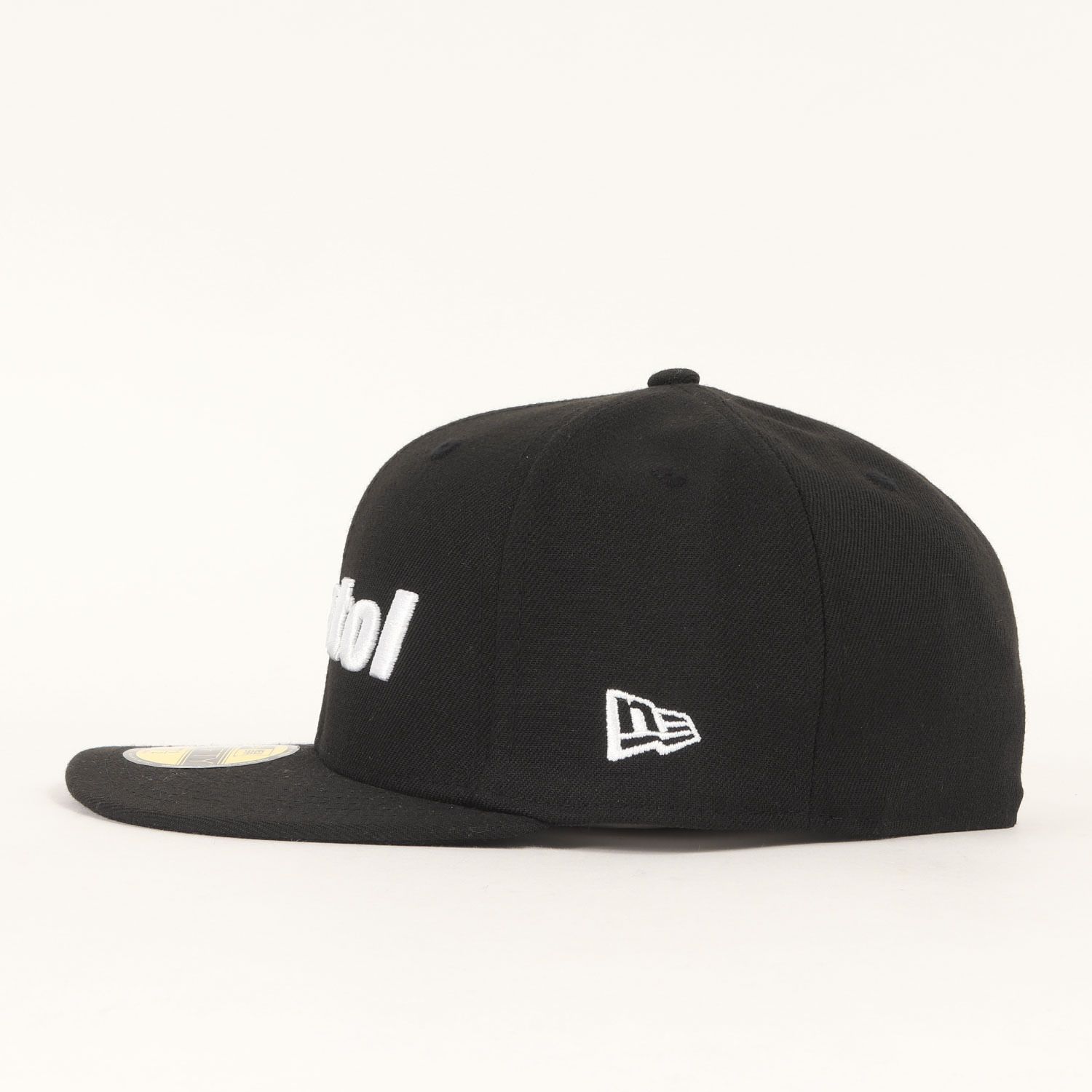 【新品】FCレアルブリストル ハット タグ付き　黒 F.C.Real Bristol（エフシーレアルブリストル）の「SIDE MESH