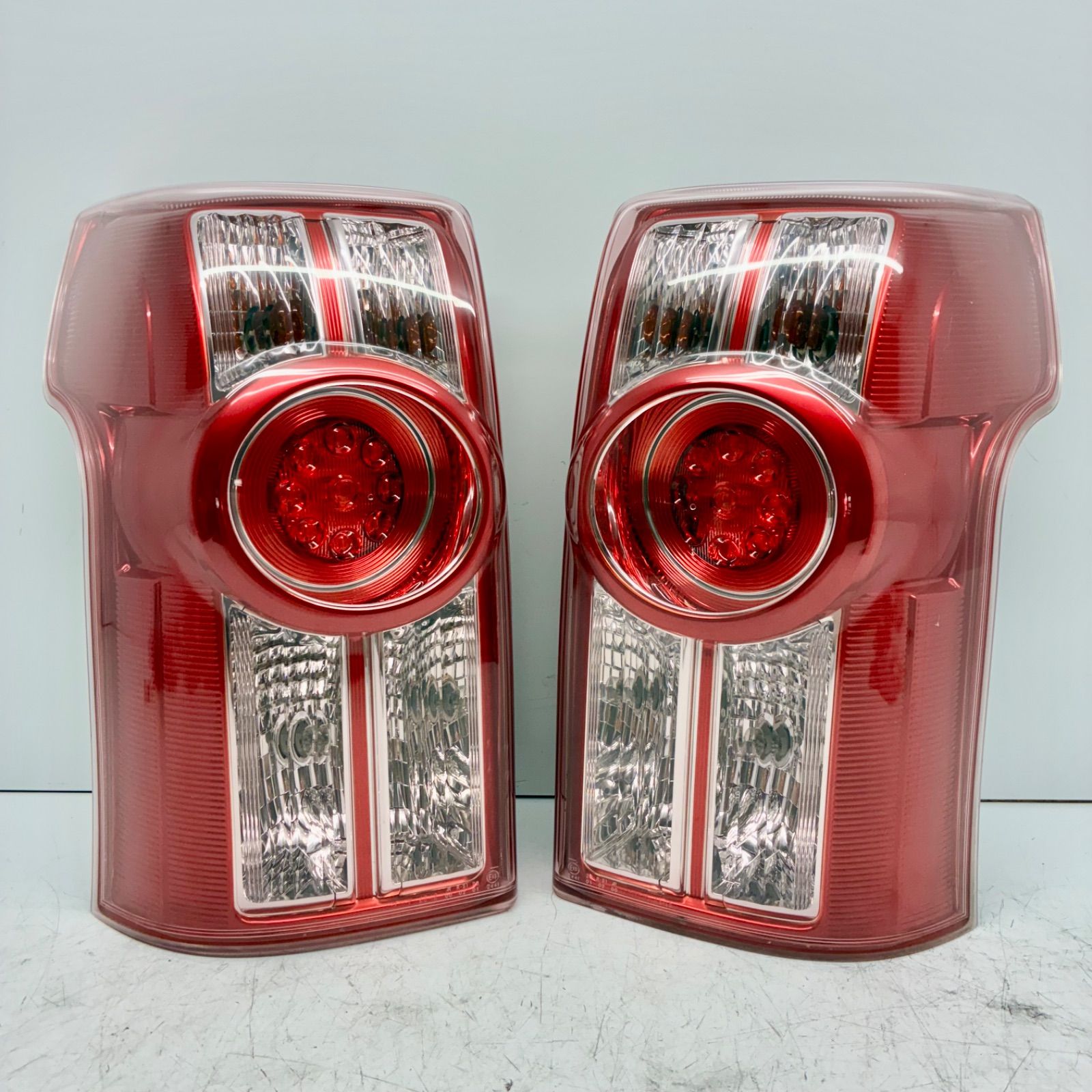 日産 用 キャラバン E26系 NV350 リア テールランプ 左右セット テール