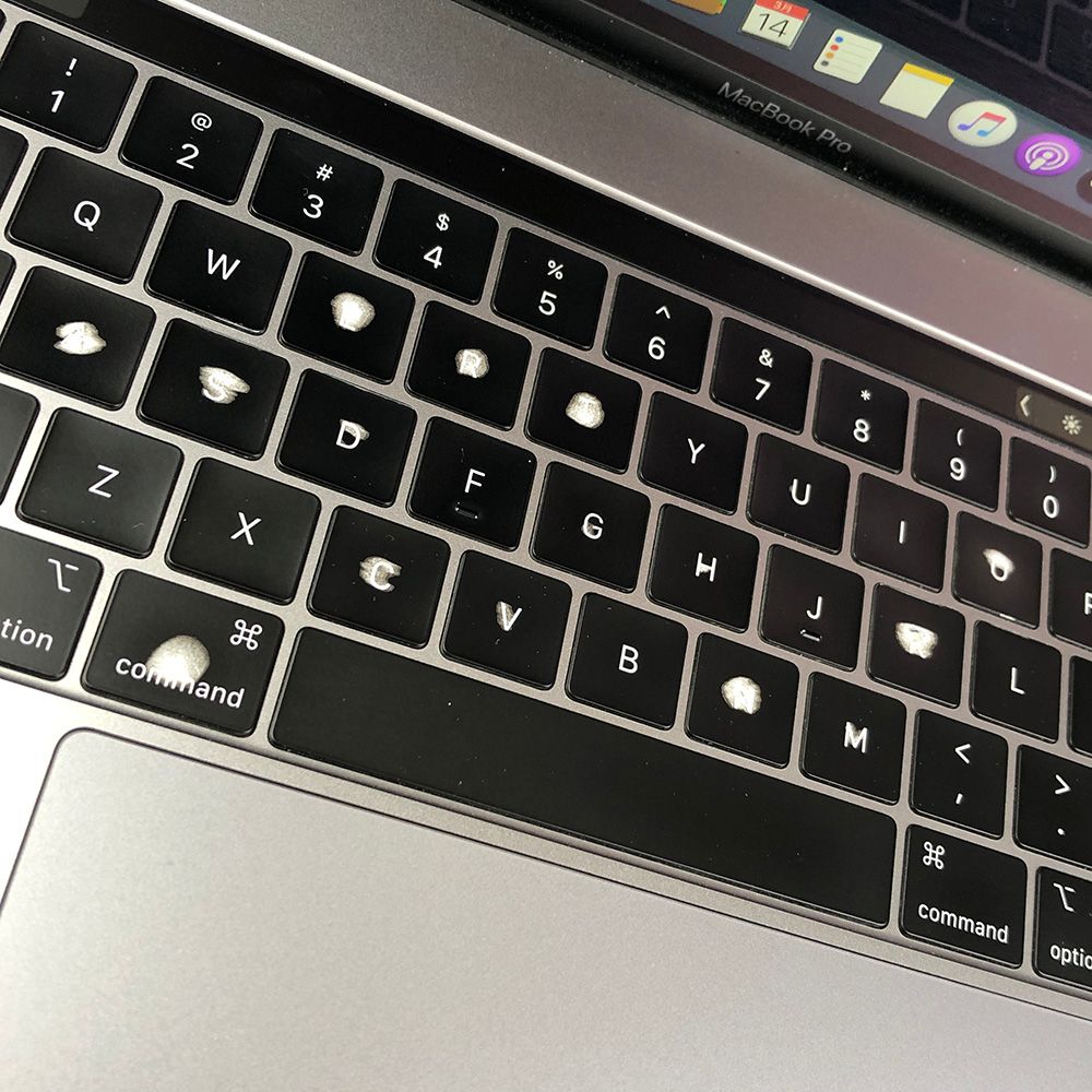 ◇ジャンク品・本体のみ◇Apple MacBook Pro (15-inch, 2018
