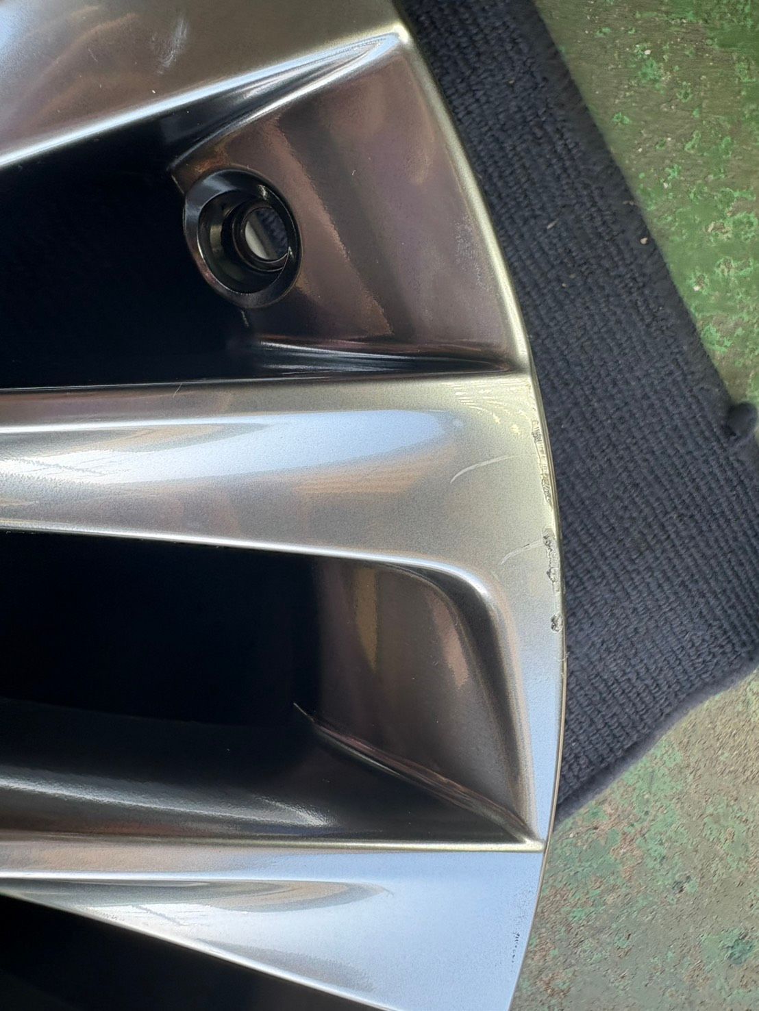 LEXUS ES300h 純正 18インチ ホイール1本 8J 45 PCD114.3 ハブ径約60 No.718