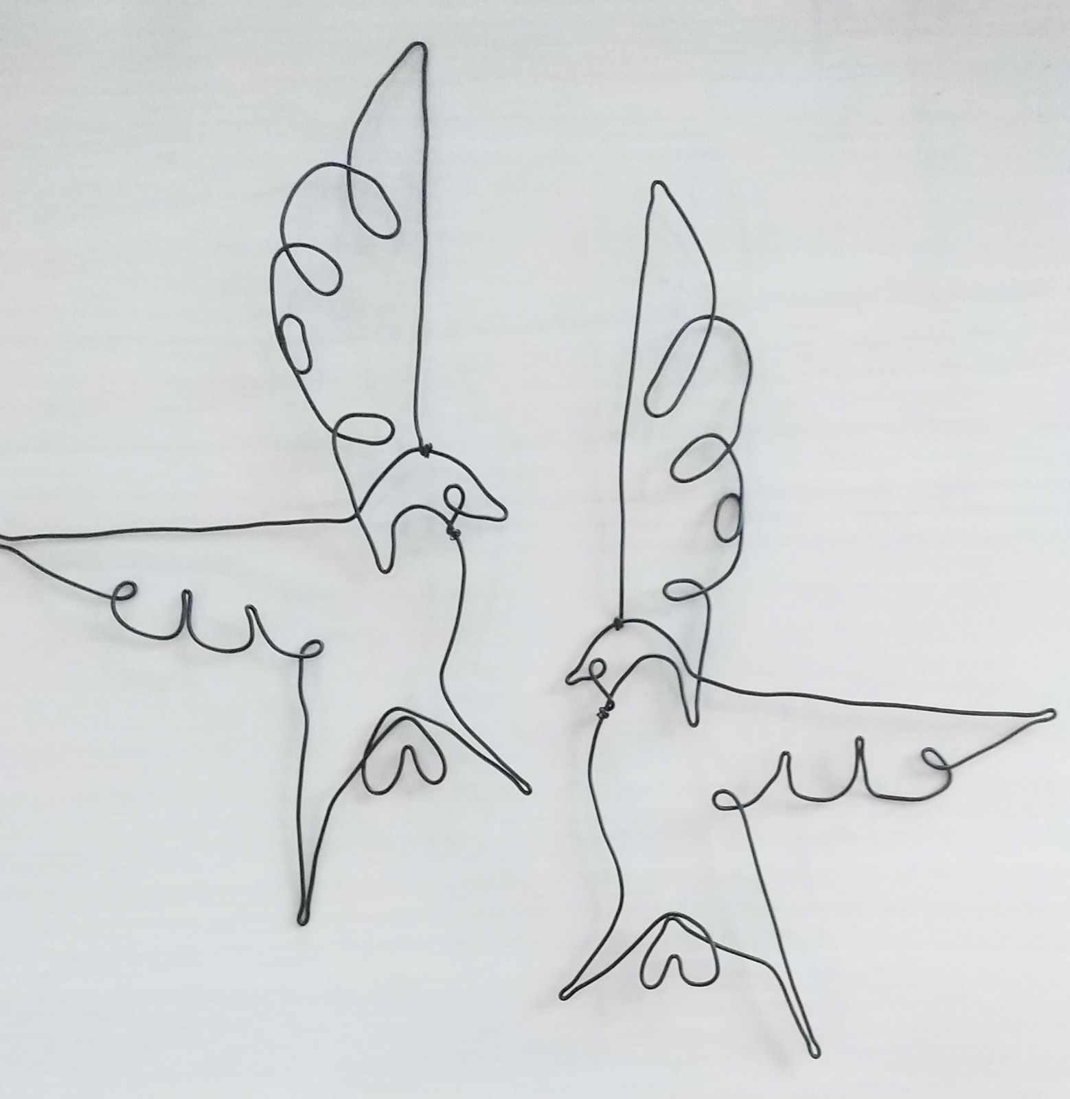 書き狸と狐（welcome）カラー」壁掛けワイヤーアート LL ワイヤー 