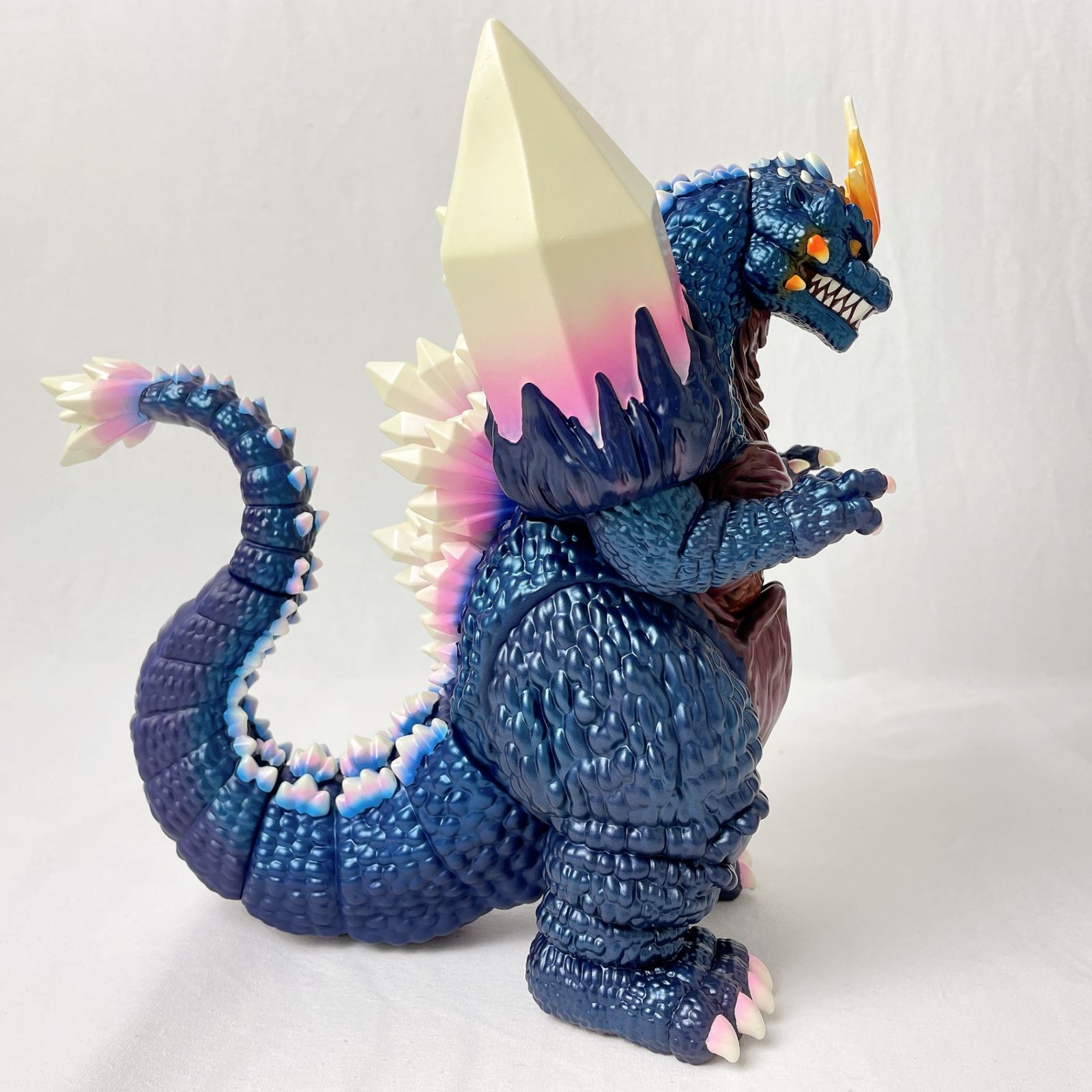 S*e様 【日本未発売】【希少品】【海外限定】Mondo スペースゴジラ ソフビ 海外限定】【日本未発売】MONDO ソフビ ゴジラ レトロカラー