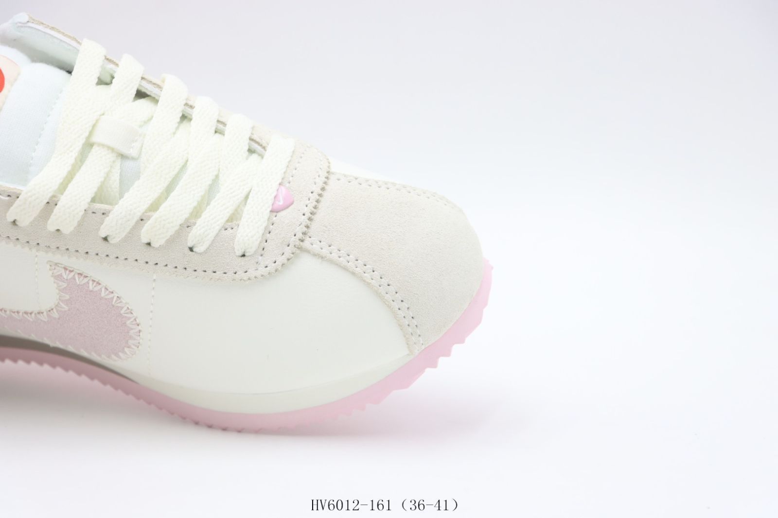 Nike DSZ22-161 スパイクシューズ ホワイト/ピンク org.jpg