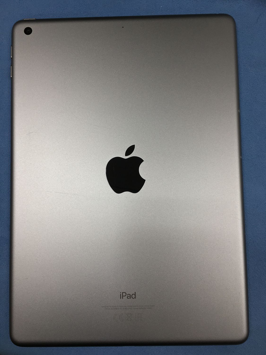 送料無料】電池97% Apple iPad 第6世代 Wi-Fi 128GB スペースグレイ