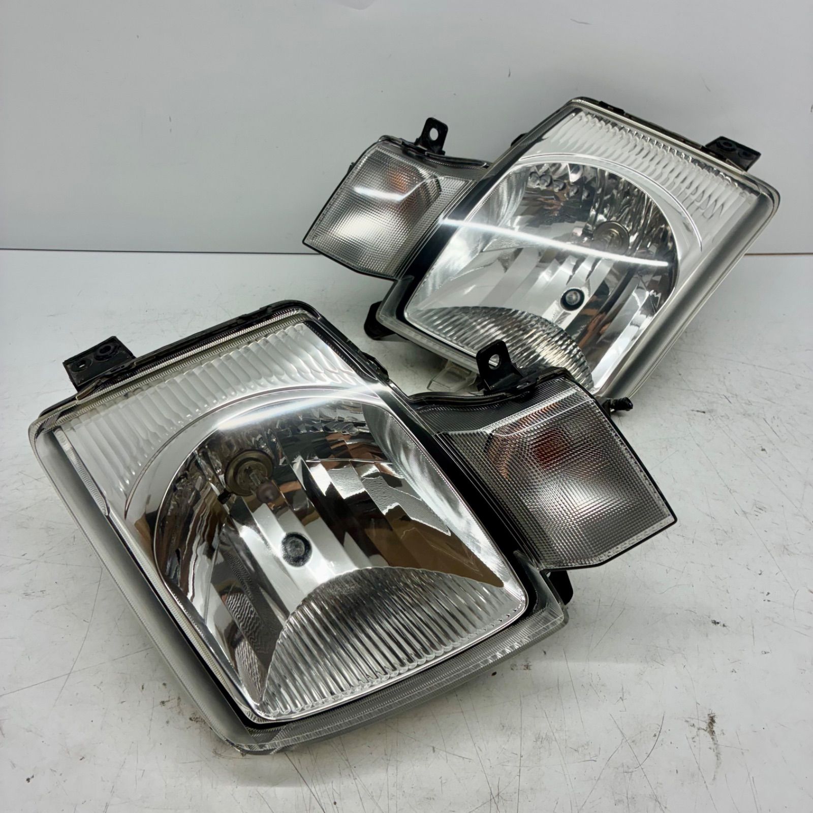 コーティング済 スズキ HA24S HC24S アルト キャロル ピノ ヘッドライト ランプ レンズ 左右セット LR ハロゲン STANLEY P4800 P71468