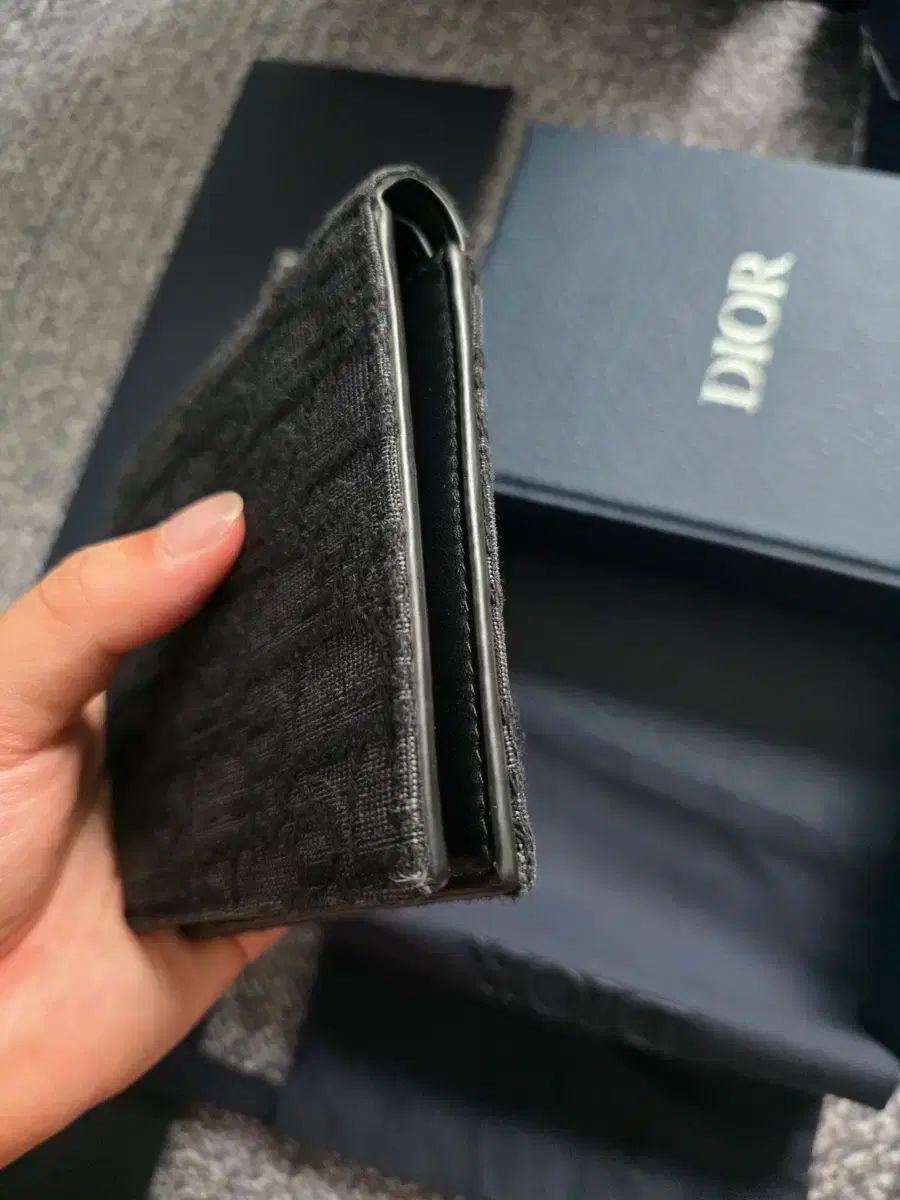 Dior オブリーク 二つ折り財布 新グレード/フル構成 Dior(ディオール