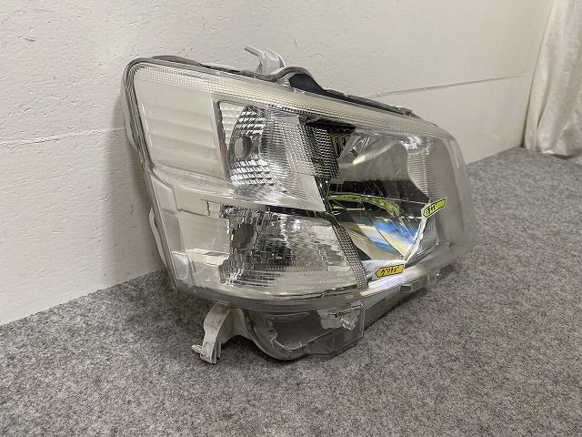 ハイゼット カーゴ S320V S321V S330V S331V 純正 後期 右 ヘッドライト ランプ ハロゲン レベライザー 刻印はR ICHIKOH 1969 144493