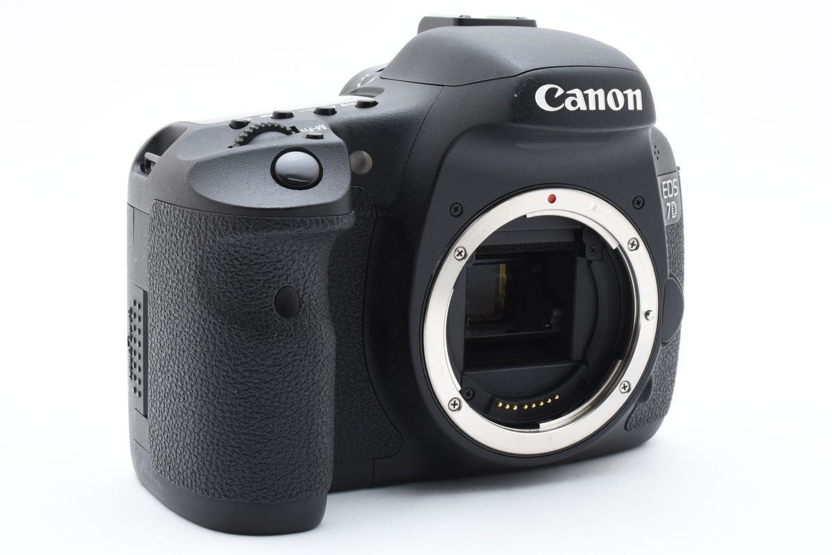 ショット数34600回 美品 Canon EOS 7D 充電器付き 付属品多数