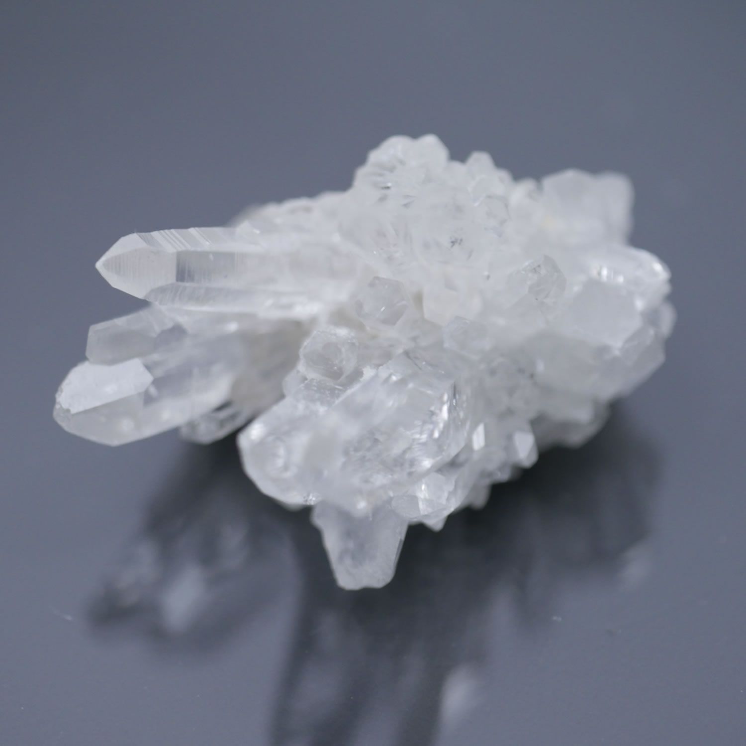 お花の形♡ 菊花水晶 クラスター 浄化 天然石 四川省産 菊花水晶 クラスター 1点物 約21g 天然石・置き物 空間