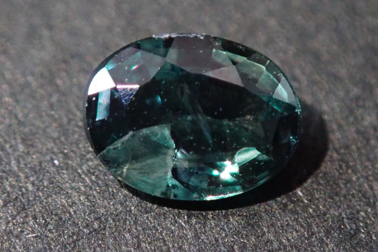 天然アレキサンドライト ルース 0.168ct 約3mm×4mm ソーティング付き！