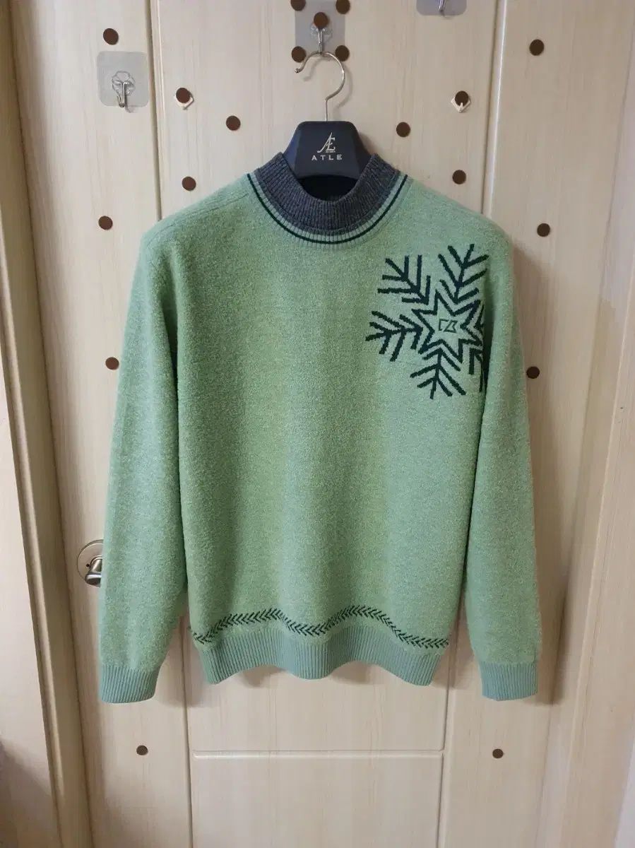 カッターアンドバック 95 ウール ニット 防風 ライトグリーン色