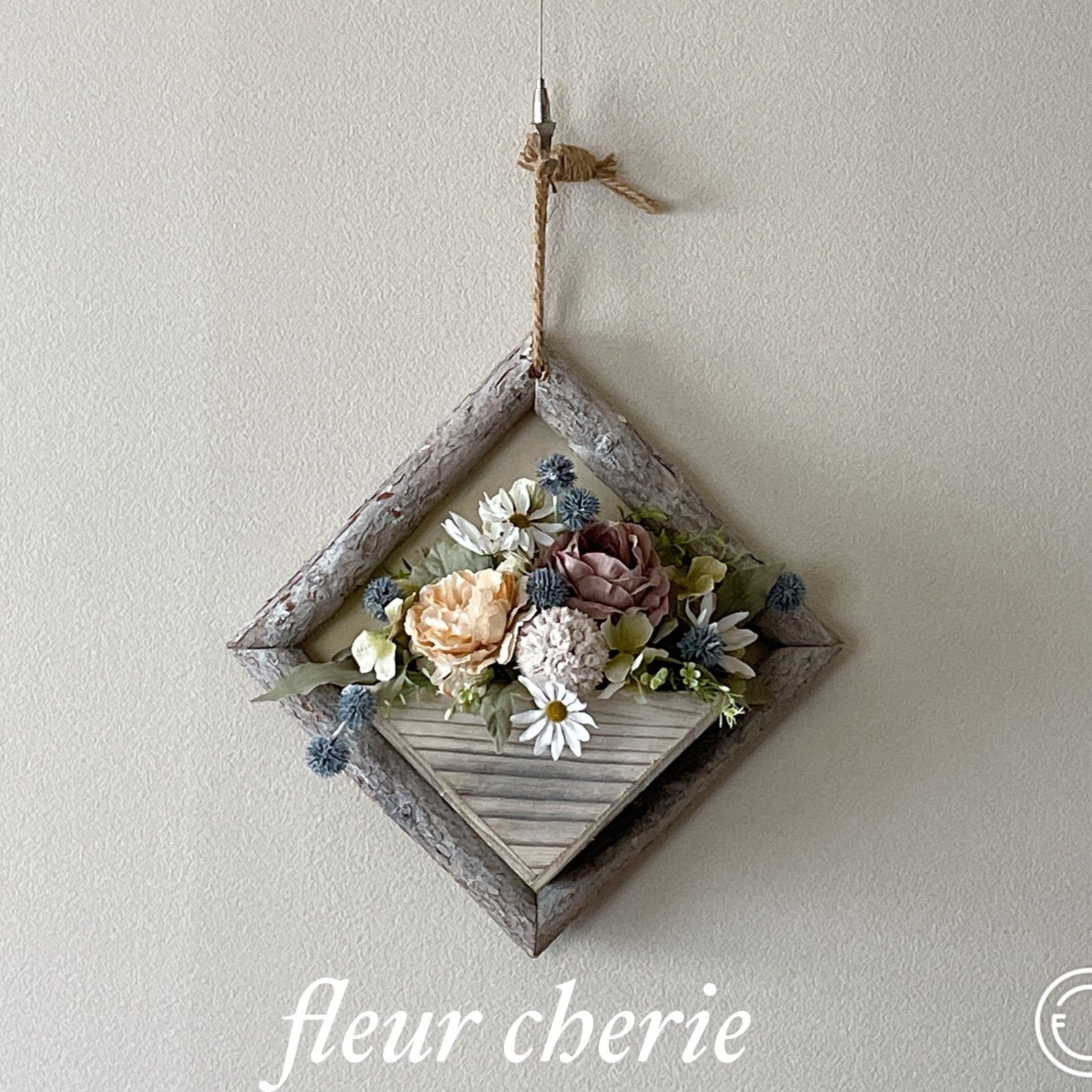 アートフラワー白樺木製フレーム壁掛けアレンジリースアーティフィシャル造花プリザ - メルカリ