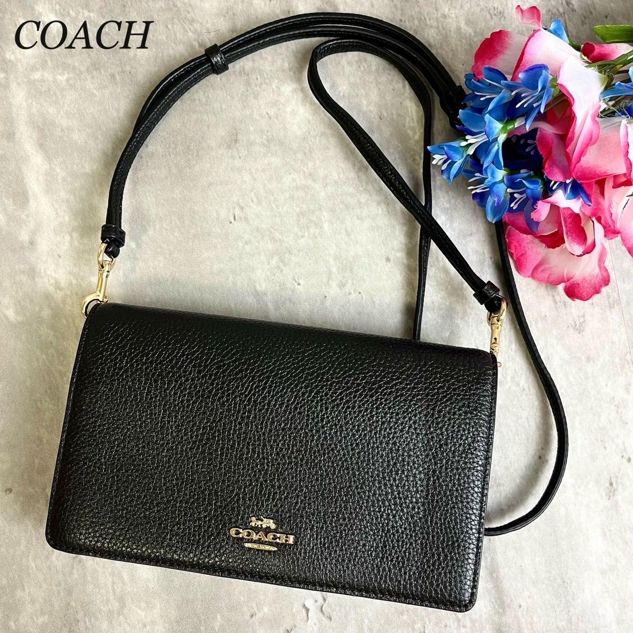 ✨美品✨ COACH コーチ ショルダーバッグ ポシェット 馬車金具 ゴールド金具 ロゴ刻印 シボレザー ブラック