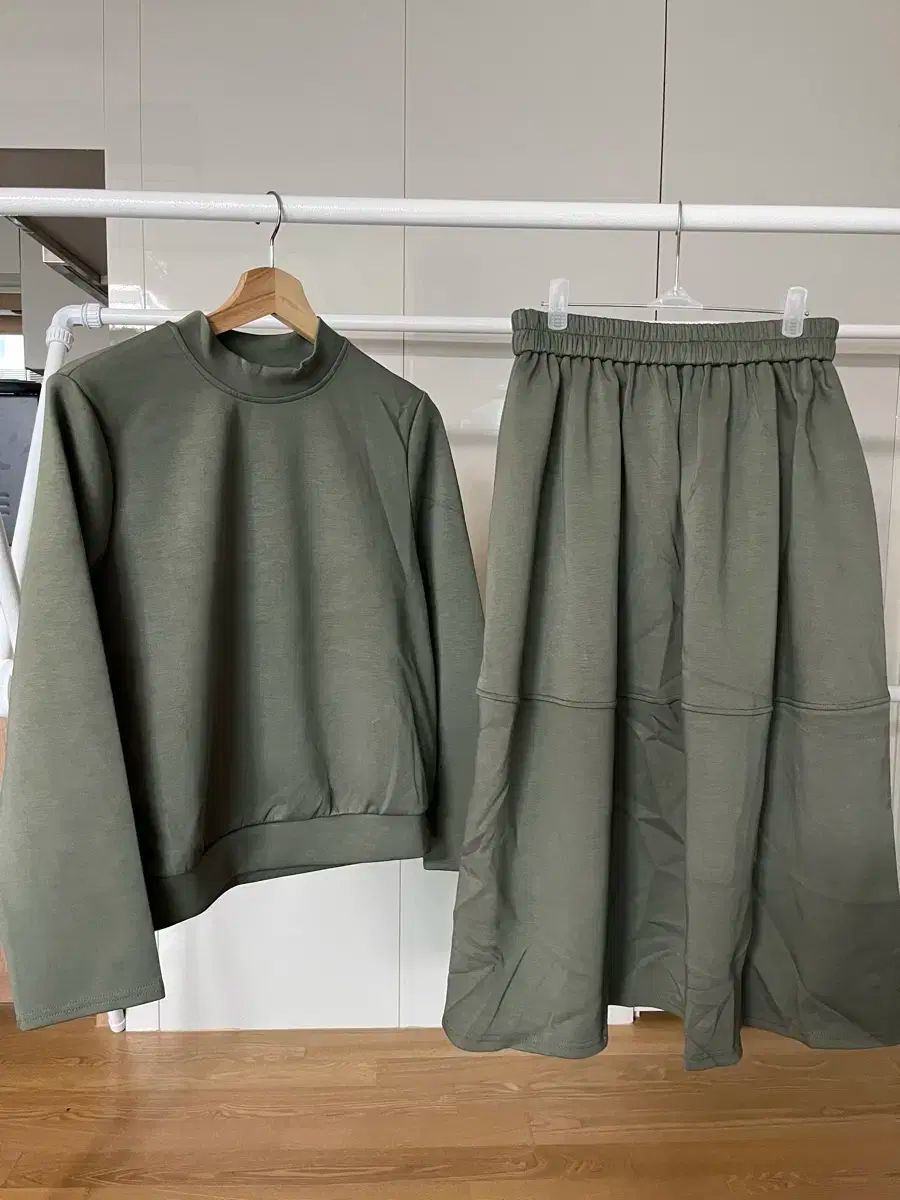 ♥ レディース スウェット スウェット トレーナー スカート セットアップ 77