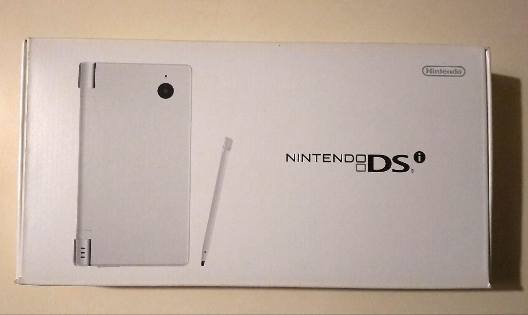 新古品】ニンテンドーDSi ホワイト【長期在庫保管品】付属品 すべて