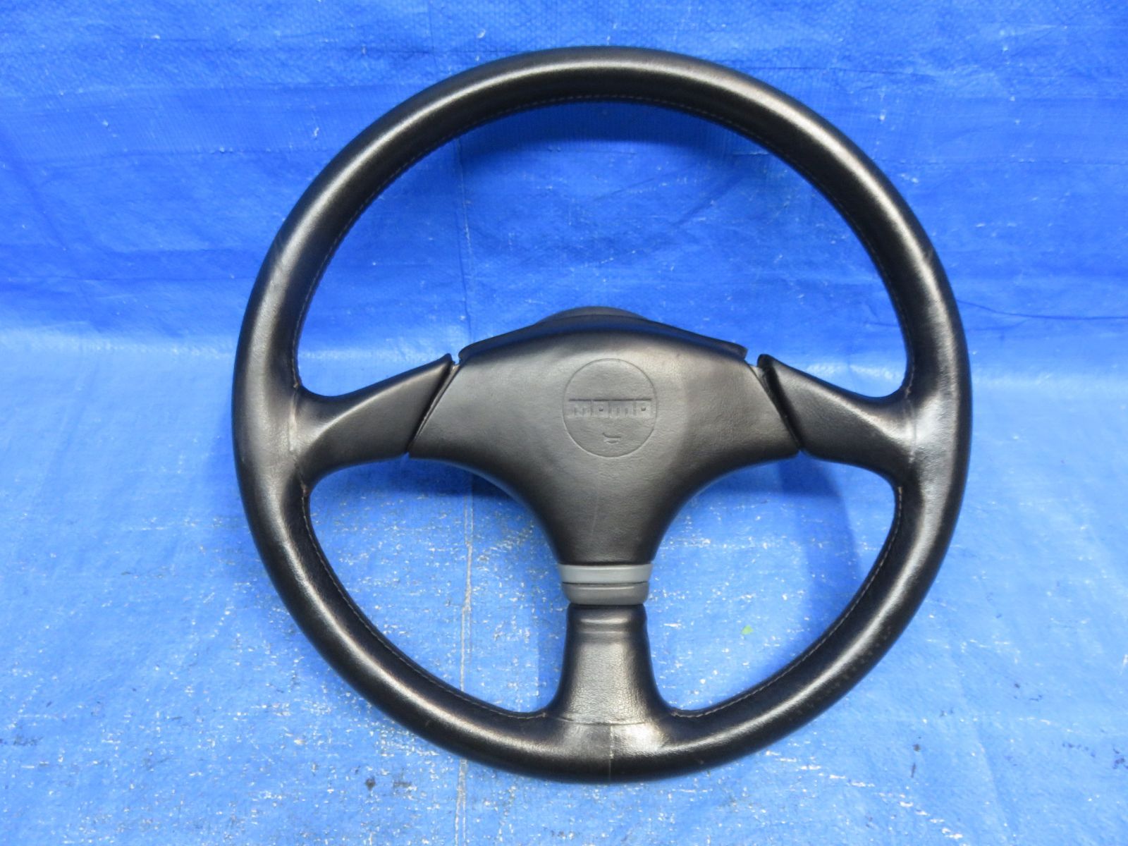 LA6608 スバル BC5 レガシィ RSターボ レザーハンドル MOMO 革巻きステアリング 純正 BF5 BFA BF3 小傷