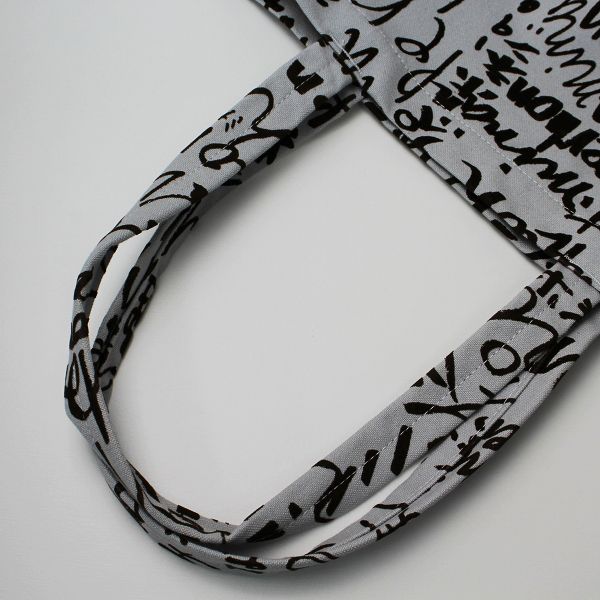 美品 mina perhonen ミナペルホネン minape フロッキーロゴプリント