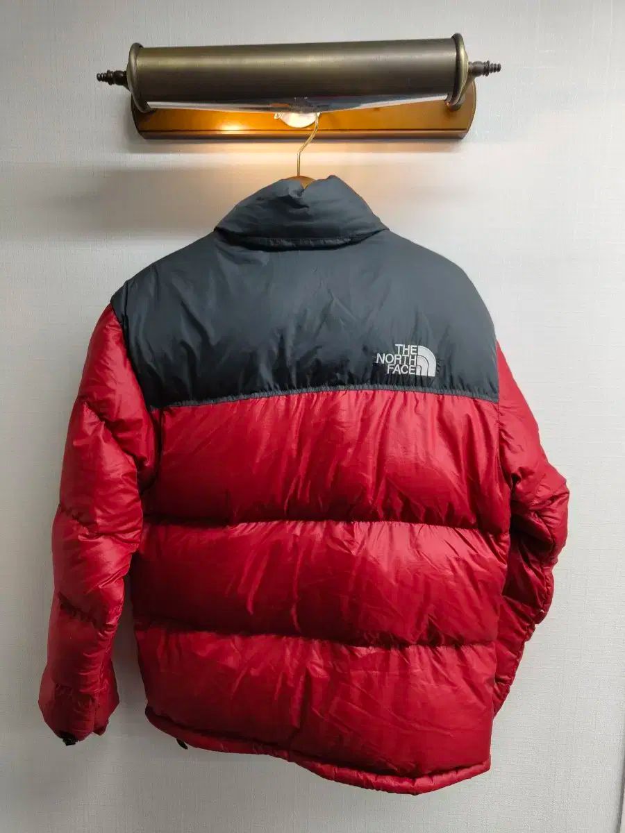 S ） THE NORTH FACE(ザノースフェイス) 700 Nuptse(ヌプシ