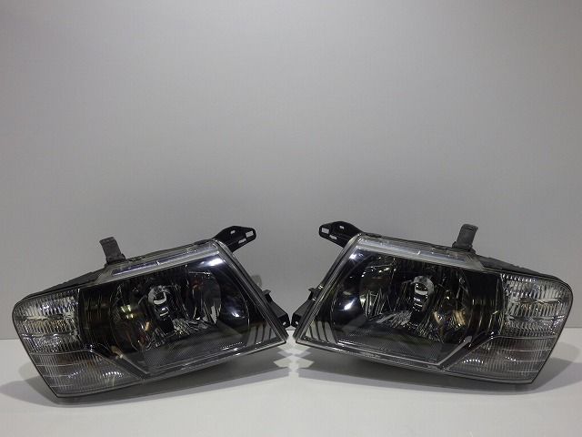 パジェロ ヘッドライト左右 V73W|V75W HID 100-87507 バラスト付 コーティング加工済 比較的 250609221