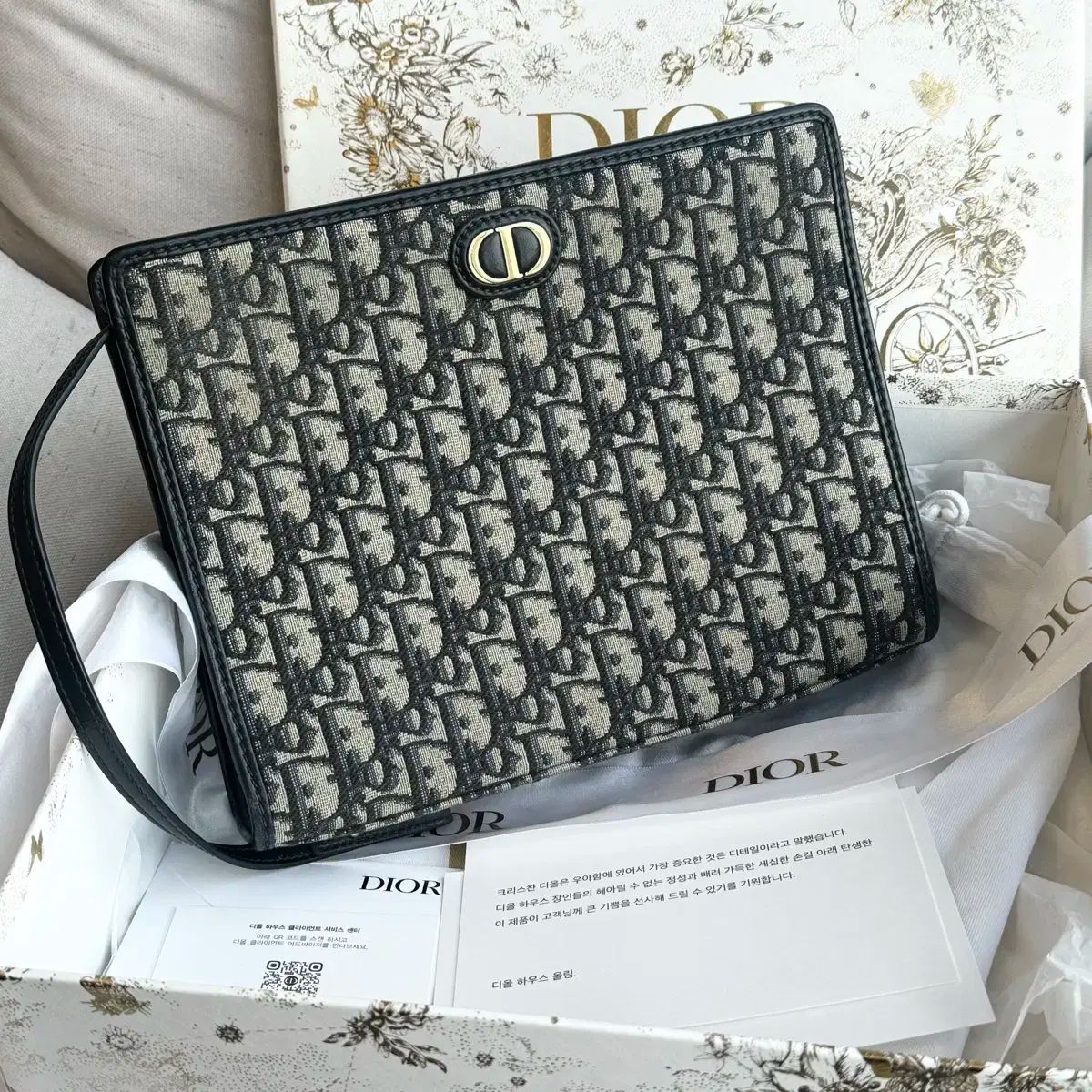 【入手困難★】Dior 30 Montaigne オブリーク クラッチバッグ CHRISTIAN DIOR 30 Montaigne Oblique Jacquard Crossbody Clutch