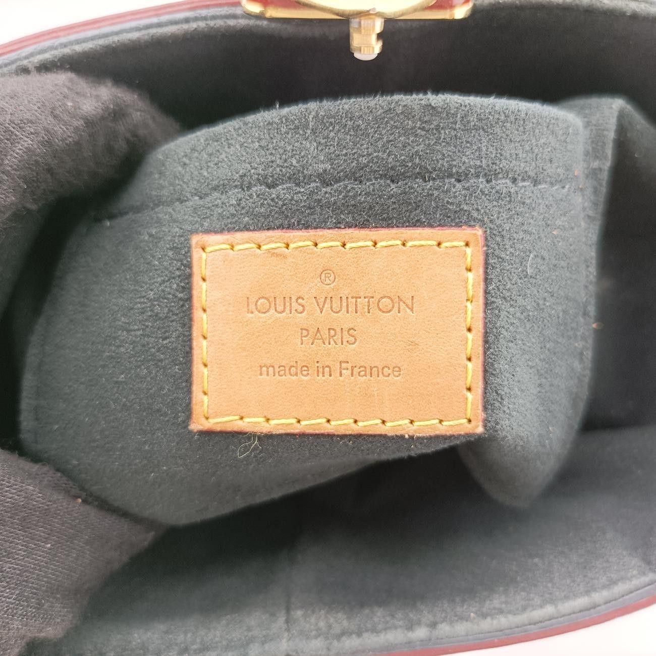 Vuittonダッフル